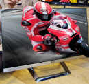 Obrazek Trzy monitory 3D z matryc IPS