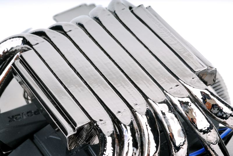 Zalman CNPS12X z trzema wentylatorami<br />
