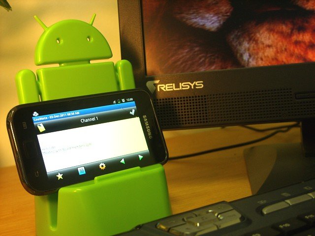 Podstawka dokujca dedykowana dla telefonw z Androidem czyli CozyBot