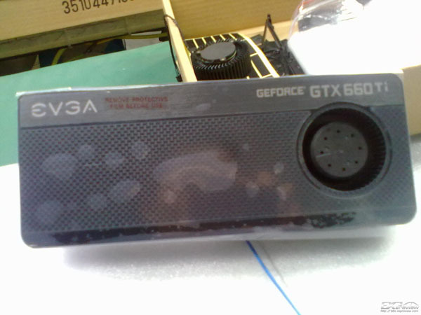 Chodzenie  EVGA GeForce GTX 660 Ti na zdjciach