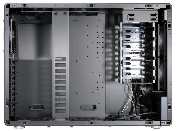 Lian Li PC-V750 - ciekawa obudowa EATX