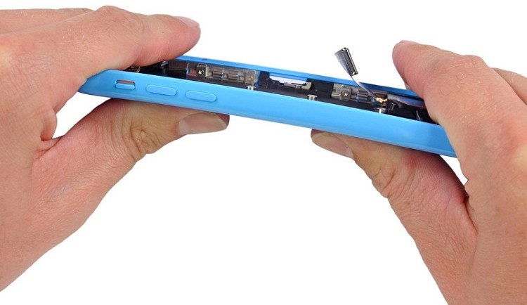 iPhone 5C oraz 5S rozebrany na czci pierwsze
