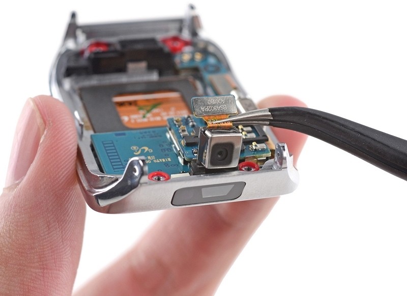 Samsung Galaxy Gear 2 rozebrany na czci