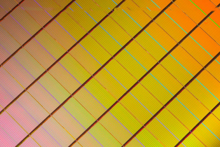 Intel i Micron rozpoczynają produkcję pamięci w nowej technologii