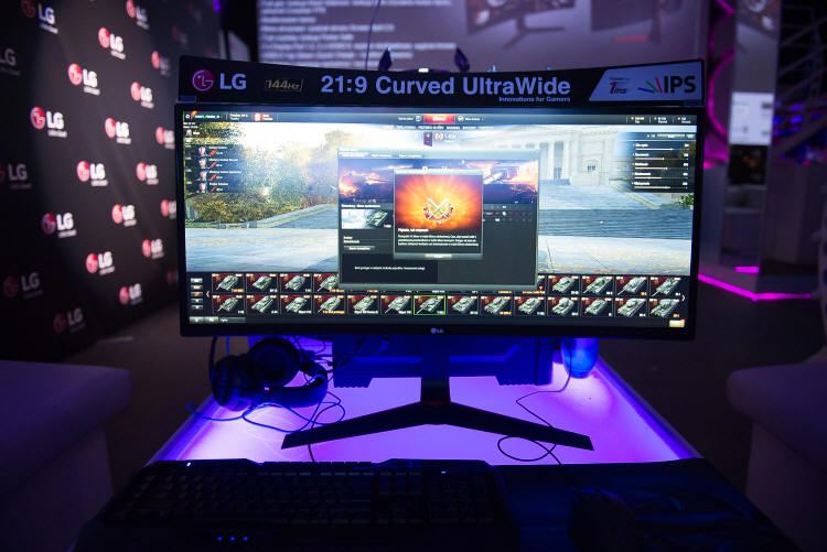 LG UltraWide 34UC79G