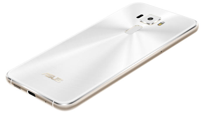 ZenFone 3 od piątku w polskich sklepach