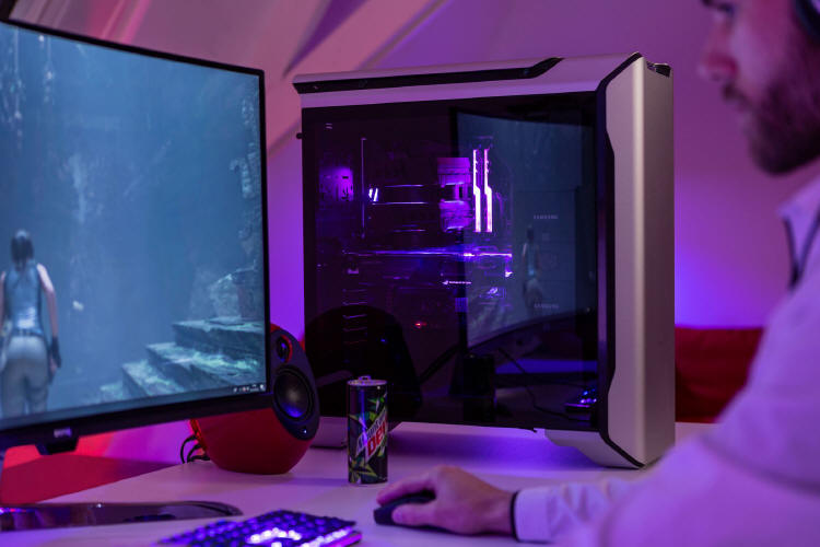 Cooler Master - premiera obudowy MasterCase SL600M