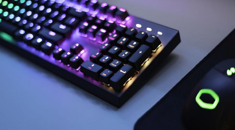 Cooler Master CK350 - budetowy mechanik dla graczy