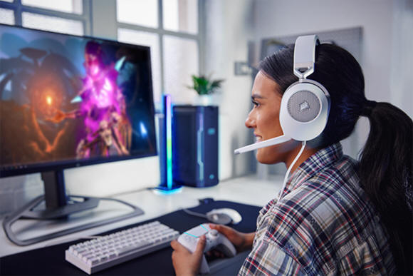CORSAIR HS65 SURROUND z technologi SoundID