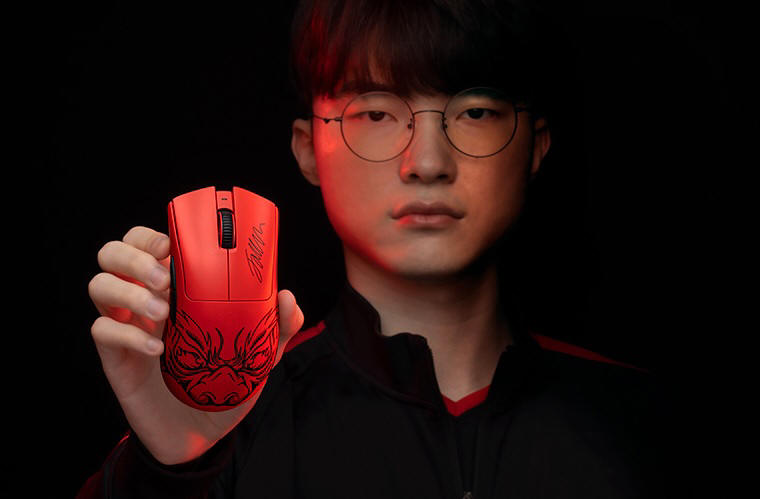 Razer DeathAdder V3 Pro Faker Edition