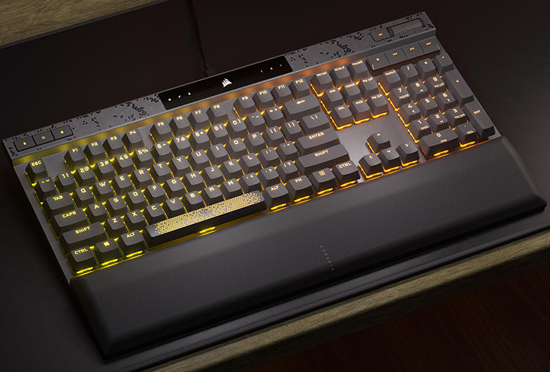 CORSAIR K70 MAX z magnetycznymi przecznikami