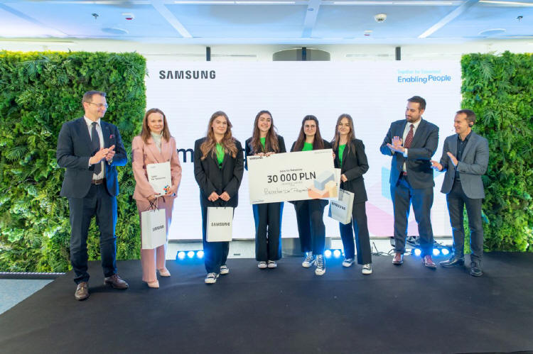 Samsung obchodzi 54 urodziny