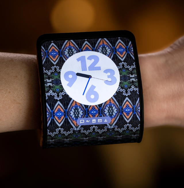 Motorola prezentuje urządzenie z adaptacyjnym wyświetlaczem