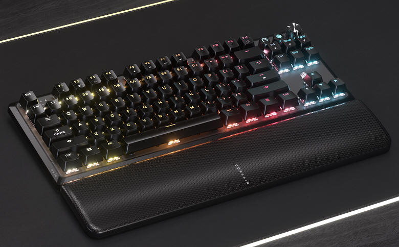 CORSAIR K70 CORE TKL z ulepszonymi przecznikami MLX