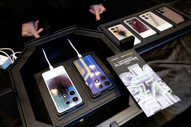 Infinix - transformacja kolorów obudowy i nowe technologie ładowania