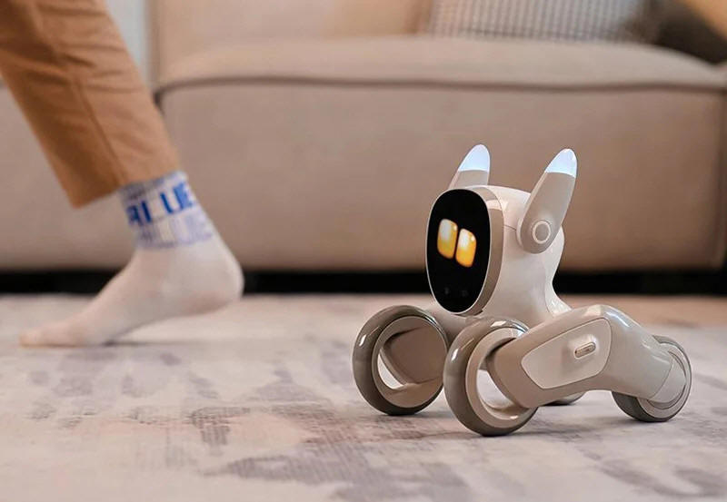 Loona - Interaktywny robot-pupil