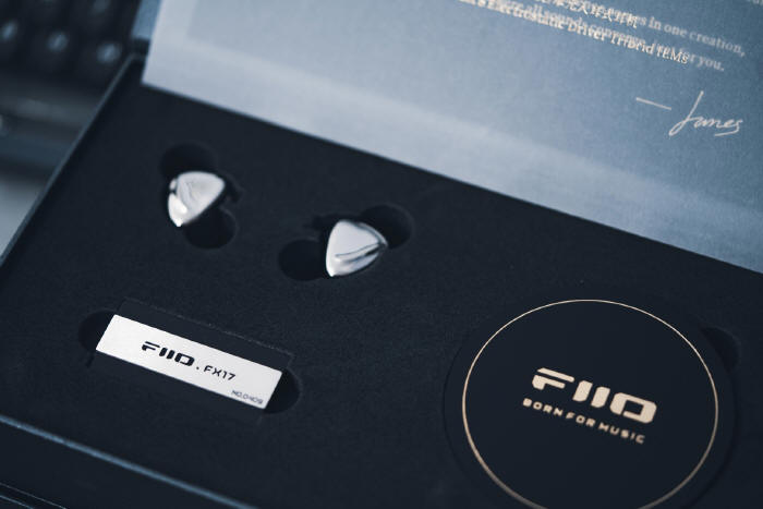 FiiO FX17 i SA1 – flagowe słuchawki dokanałowe