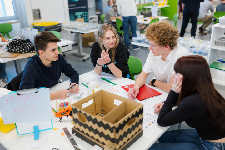 Samsung - Solve for Tomorrow Campus w Centrum Nauki Kopernik