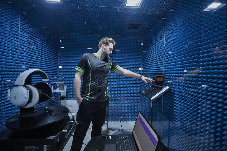 Razer BlackShark V3 Pro - bezprzewodowe słuchawki esportowe