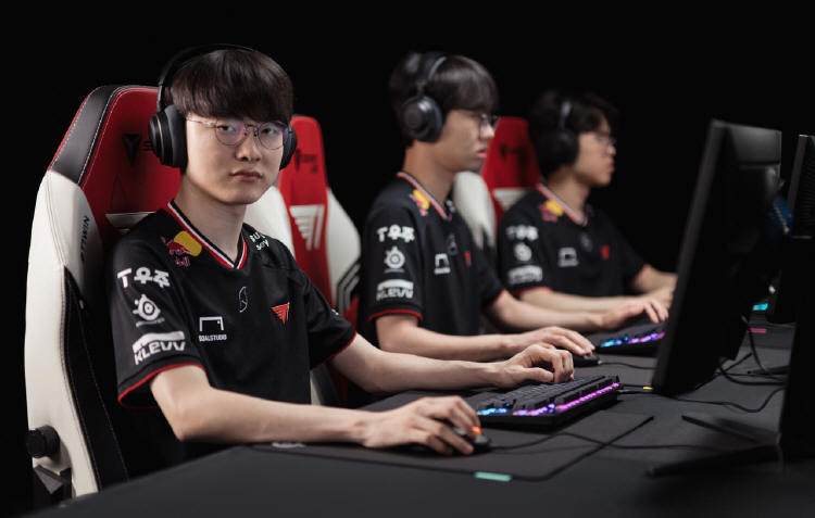 SteelSeries wprowadza nowe słuchawki Arctis Nova 7 Gen 2 Wireless