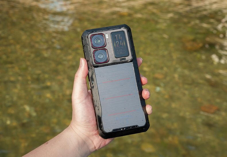 Oukitel - Nowe pancerne smartfony gotowe na ka�d� wypraw�