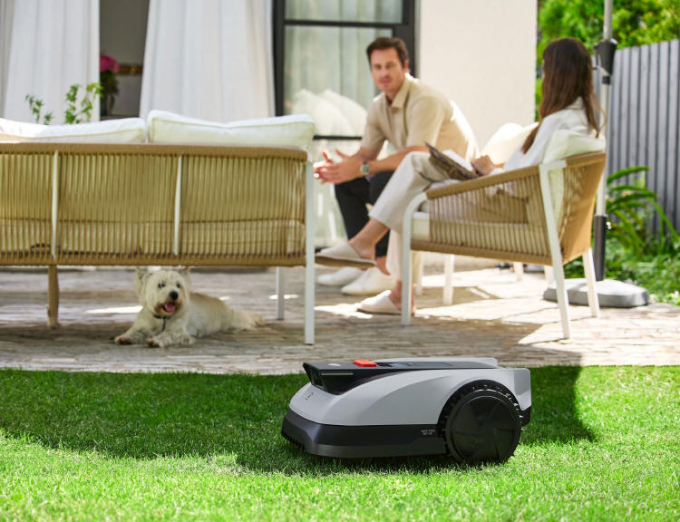 Premiera robota koszącego Ecovacs GOAT O1200 RTK