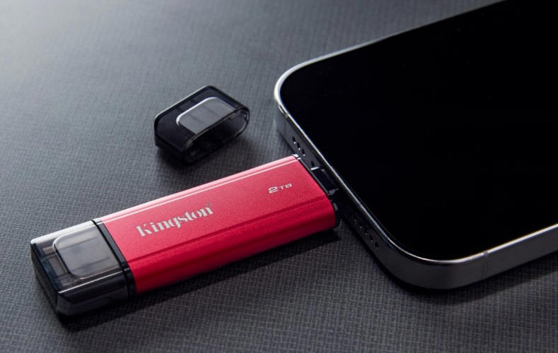 Kingston Dual Portable SSD - Przenośny SSD w formie pendrive