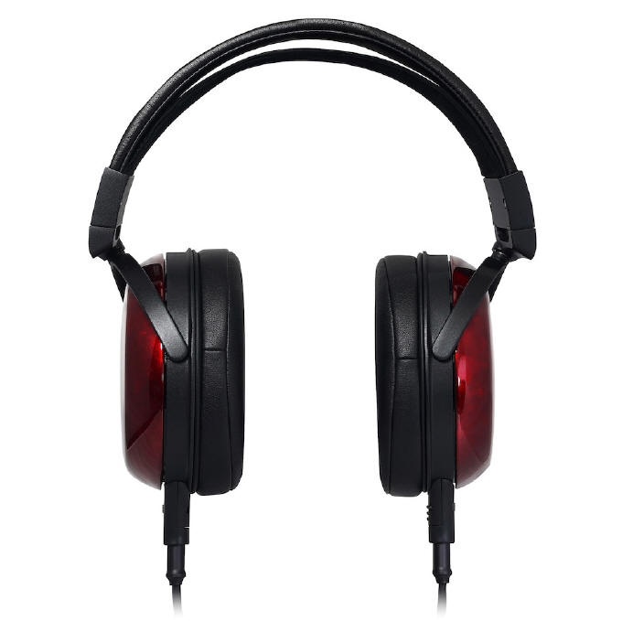 Fostex prezentuje now� generacj� flagowc�w TH910 i TH919