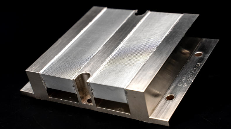 Noctua i Forced Physics DCT - Micro-Channel Array Technology