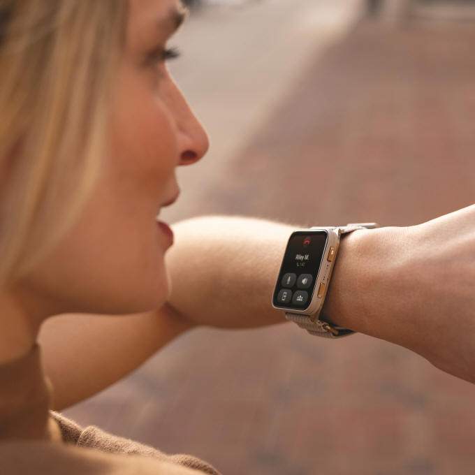 Garmin Venu X1 - ultracienki smartwatch z 2-calowym ekranem