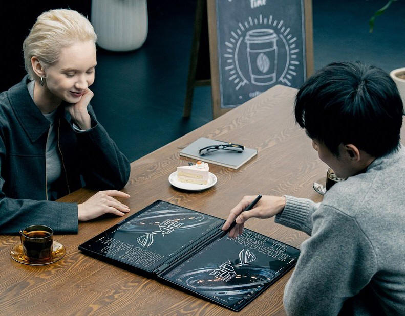 ASUS Zephyrus Duo z dwoma ekranami OLED, ju� w Polsce