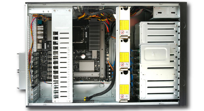 INNO3D AWS-511Z-R1 - stacja z czterema kartami RTX PRO Blackwell