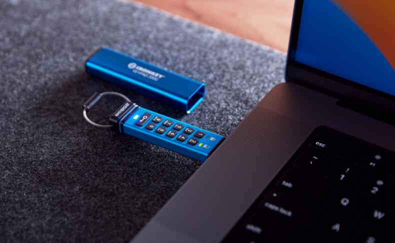 Pendrive Kingston IronKey Keypad 200