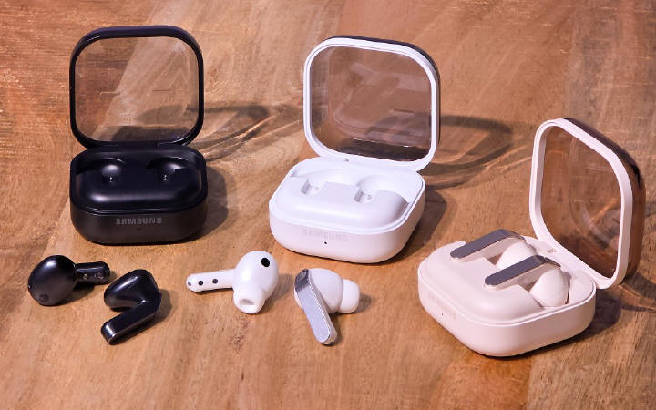 Samsung prezentuje now� seri� dousznych s�uchawek Galaxy Buds4