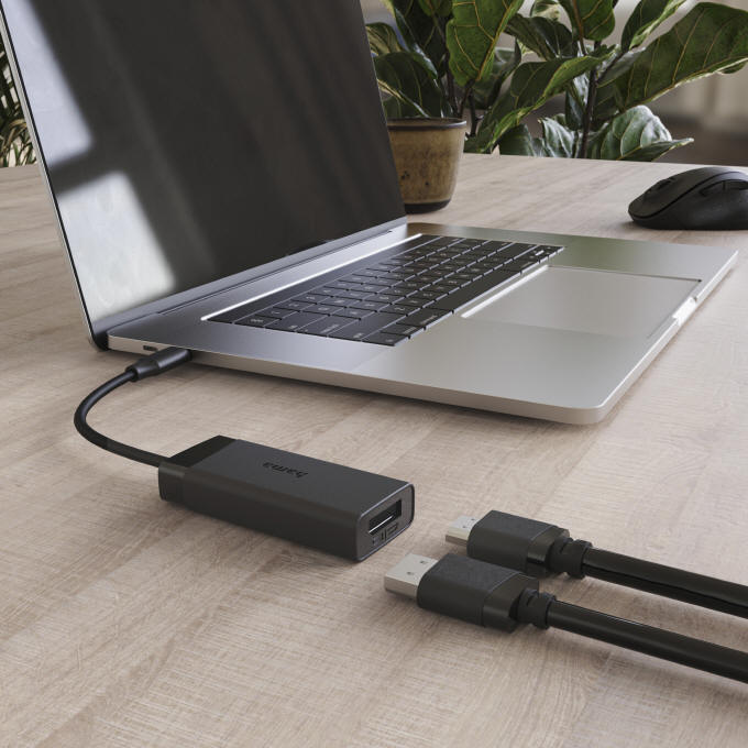 Hama wideo USB-C 4K z gniazdem HDMI i DisplayPort