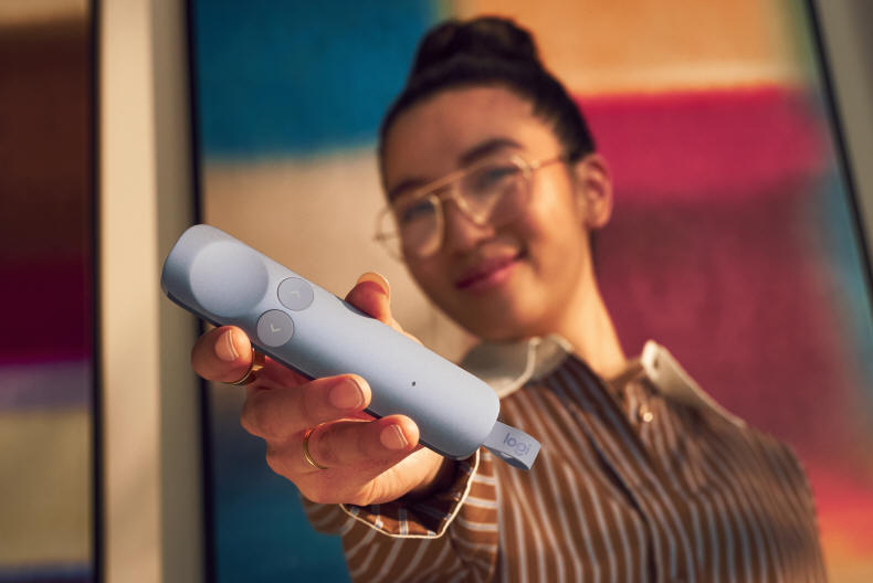 Logitech Spotlight 2 - prezenter z haptyką i cyfrowym wyróżnieniem treści
