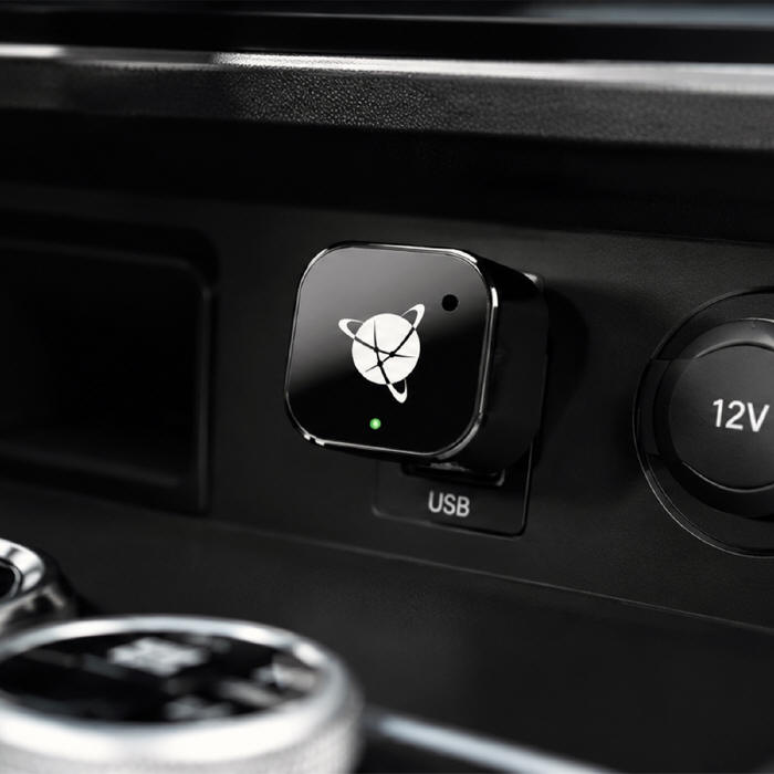 Adapter NAVITEL CPA5 - CarPlay i Android Auto bez kabli